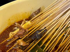 -拈签一笑黄牛肉辣卤串串
