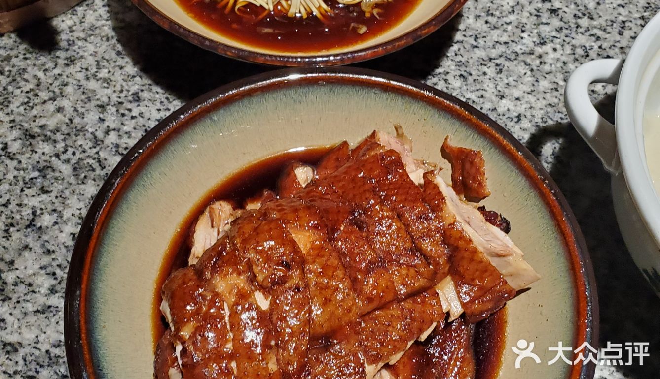 晚上肚子不是很饿，就选择大牌档 ，吃吃小吃