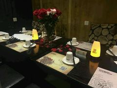 -HIHE Bistro·Oyster Bar(华熙live店)