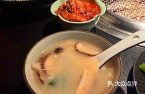 Slow-Cooked Beef Tail Soup