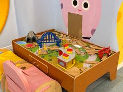 -戊辰亲子游泳俱乐部