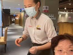 -海底捞火锅鲜切牛肉主题店(长寿路店)