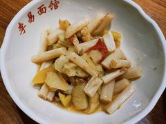 酸黄瓜藕尖-李易面馆(树木岭店)