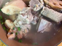 -燕子煨汤(山海关路店)