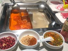 -海底捞火锅鲜切牛肉主题店(长寿路店)