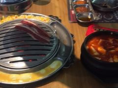 -青瓦炭韩潮烤肉(花园道店)