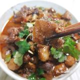 板栗烧牛肉烹饪时加上啤酒味道不摆了