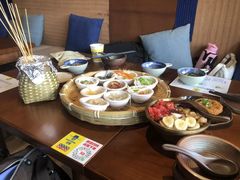 -包整·丝娃娃(一览甲秀楼风景店)