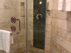 -岳阳阿波罗御庭酒店(岳阳楼区南湖广场店)