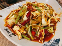-肖四女乐山跷脚牛肉(世博源店)
