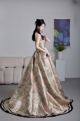 -桃子造型婚纱礼服(凤起广场店)