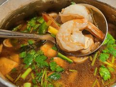 冬阴功-大头虾越式风味餐厅(光明广场店)