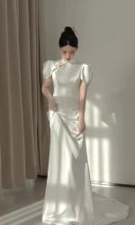-衣贝姿婚纱礼服馆