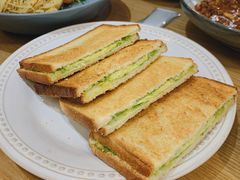 咖椰吐司-HELLO 27 意面·沙拉·帕尼尼