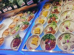 -享遇.锅姥姥牛排海鲜自助(小寨店)