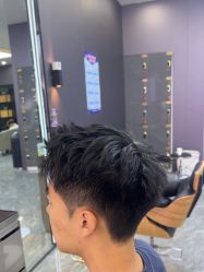 -藤野造型烫染·漂发