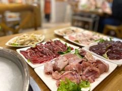 鲜牛展-吉友粥底火锅(方斜路店)
