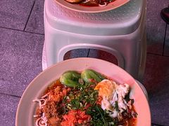 -方铲铲·成都板凳面(滨江银泰店)