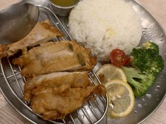-佰搭果·广式茶餐厅(西华路店)