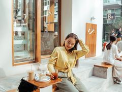 -Line 咖啡(石厦花园店)