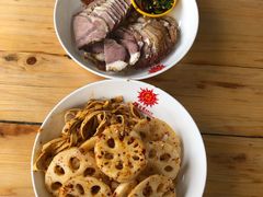 卤牛肉-老滇过桥米线(永安路店)
