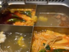 -海底捞火锅(漕宝路店)