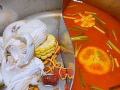 -椰子湾·海南火锅·糟粕醋·椰子鸡(正大广场店)