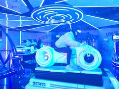 -世代星球·保龄球·镭战真人CS·团建(杨浦店)