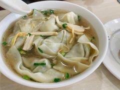 荠菜鲜肉三丝馄饨-老西白点心店
