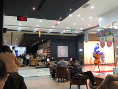 大堂-星巴克(长春开运街欧亚店)