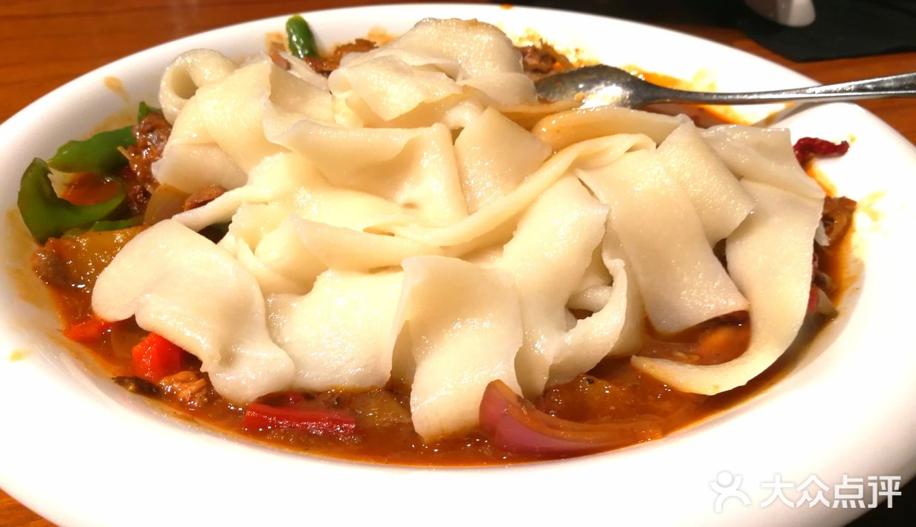 新疆大盘鸡拌面，开进五星级大酒店