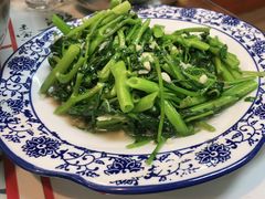 -何哥鲜鱼餐厅(龙湖花园店)