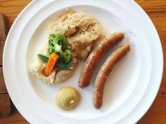 -LENBACH兰巴赫西餐啤酒坊(大连星海广场店)