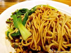 -芙蓉巷成都名小吃(丹尼斯2天地店)