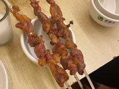 -洞庭洲·防空洞火锅·烧烤·铜锅涮肉(新百广场店)