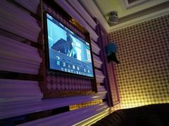 中包小屏幕-麦克小熊时尚量贩KTV(侨乡店)