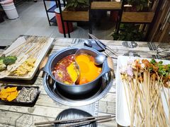 -成都屋头串串香(八府庄店)