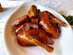 妙龄乳鸽-香山家宴