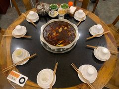 -冯记香辣兔火锅(茶店子总店)