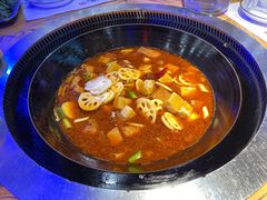 -山河屯铁锅炖(哈西站店)