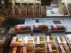 -山崎面包(静安久光店)