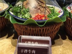 -六合居·明厨亮灶餐厅(成双大道店)