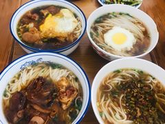 -矮子粉店1985·长沙米粉(湘春路店)