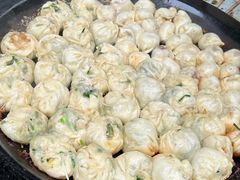 -依云煎包店