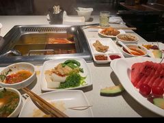 -海底捞火锅鲜切牛肉主题店(长寿路店)