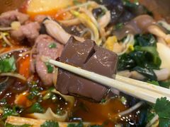 -成都你六姐·牛肉冒菜(上海环宇荟店)
