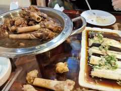 -聚首堂·特色小吃·肘子(什刹海德胜门店)