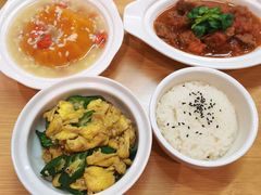 -优护优家Ucare月嫂育儿嫂陪伴师(静安店)