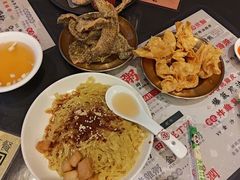 -禄粥·广府味·煲仔粥·宵夜·明档现做(江南西店)