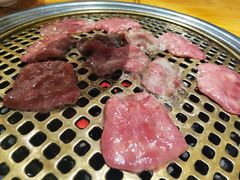-唯成•韩国炭火烤肉 유성고기